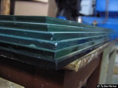 Glasplattenstapel
